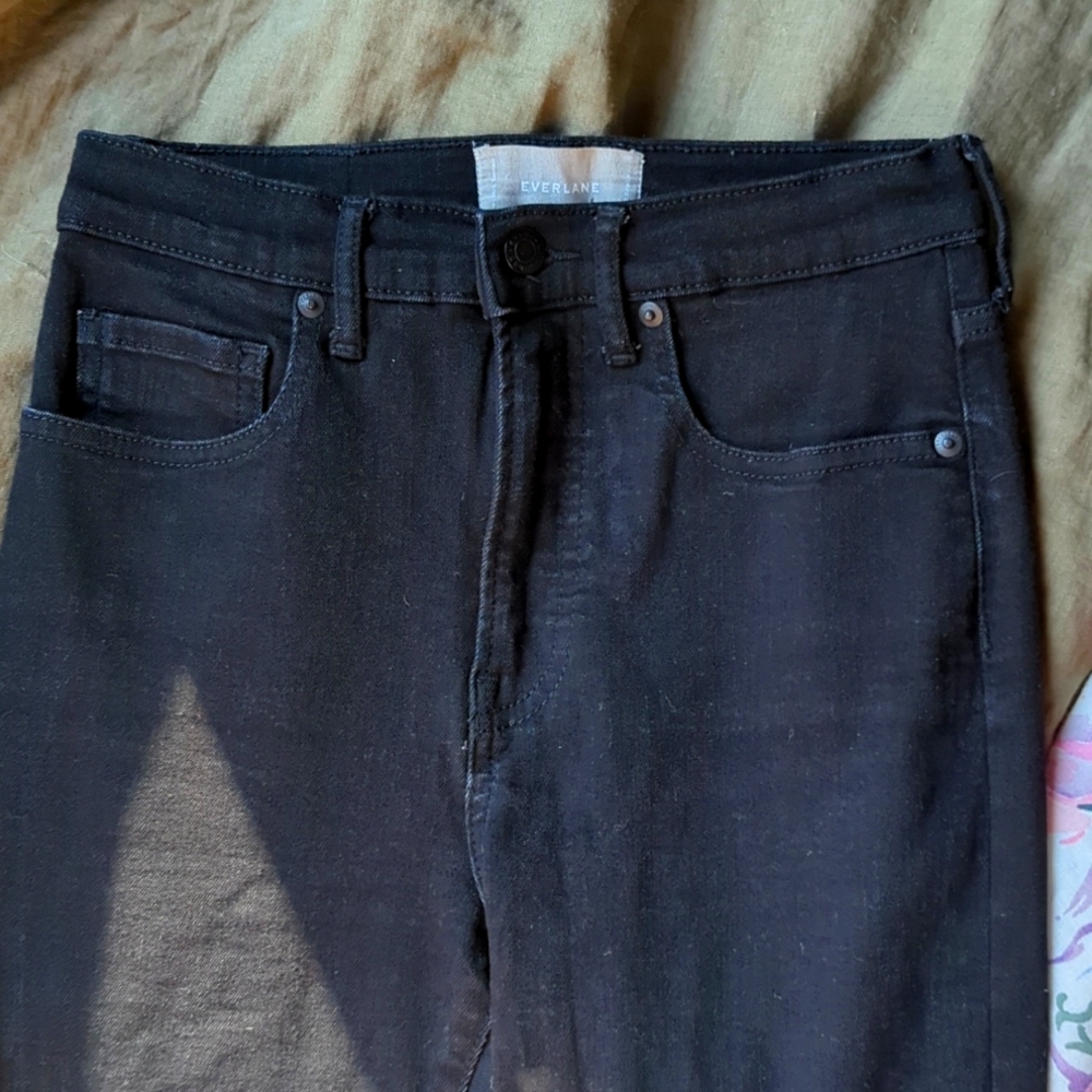 Everlane Super Straight Jean in Washed Black